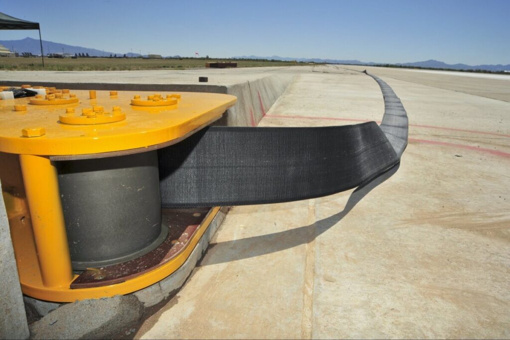 BARRIER AIRCRAFT ARRESTING WEBBING